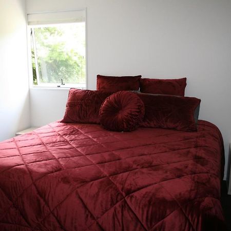Okoroire Bridgehaven Guesthouse מראה חיצוני תמונה